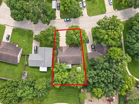 3rd image of 2127 Whiteback Dr