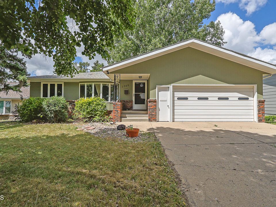 1st image of 1348 N 23rd St