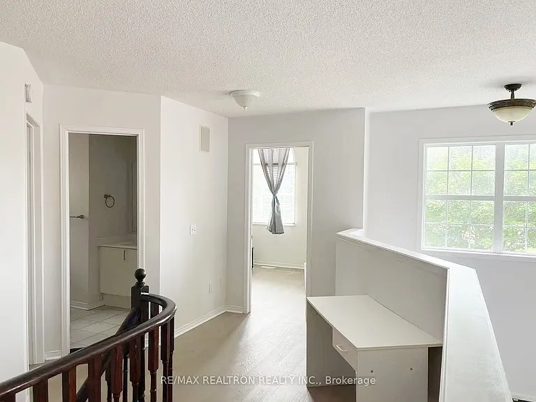 4 Twin Streams Rd — Photo 6