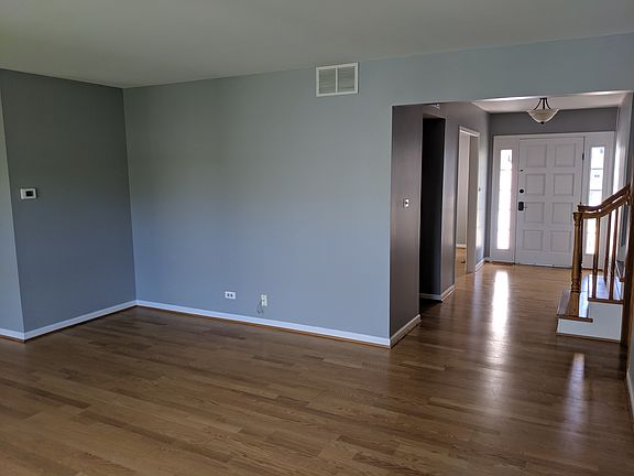 5th image of 824 Downing Dr