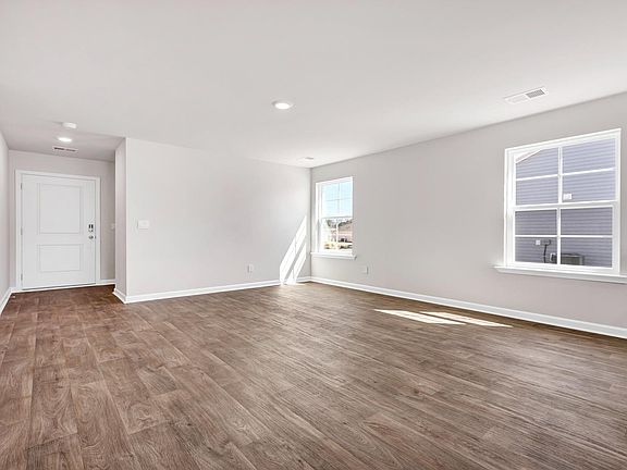 3rd image of 145 Hale Rd