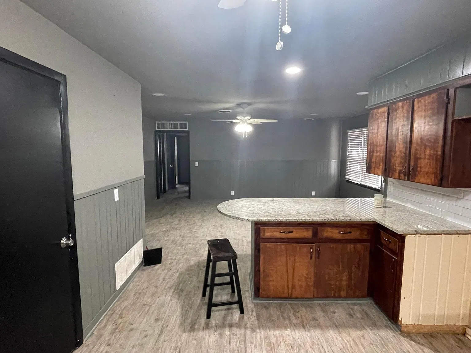 3 bed, 1744 sqft, $1,600 — Photo 2