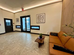 17-19 Livingston St, Newark, NJ 07103