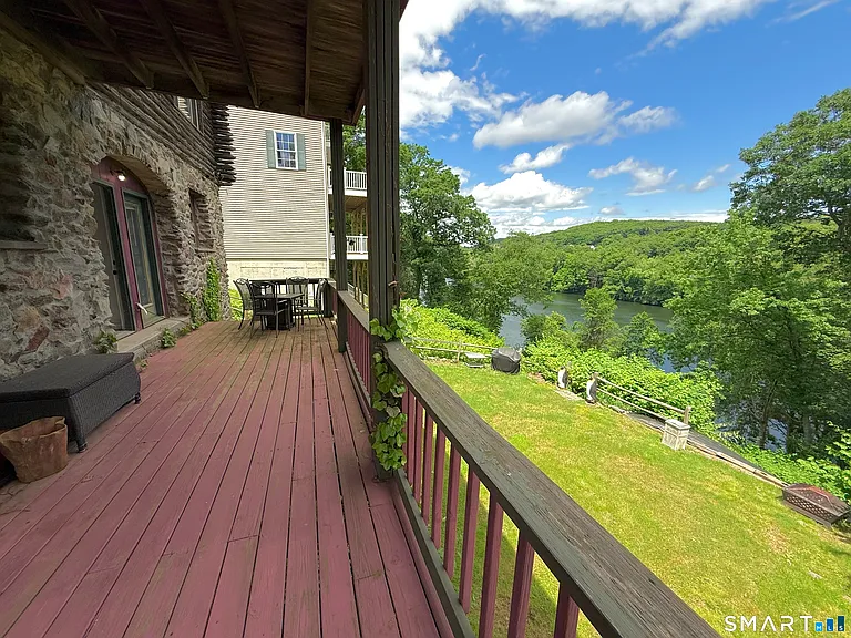 116 River Rd #2 IN-LAW — Photo 3