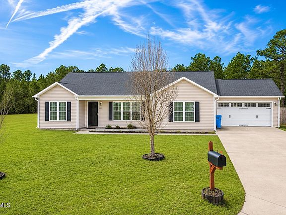 3rd image of 603 Cherry Blossom Lane