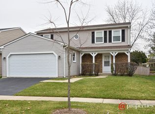 221 E Lakeside Dr, Vernon Hills, IL