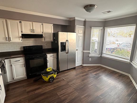 5th image of 5148 Settlers Park Dr