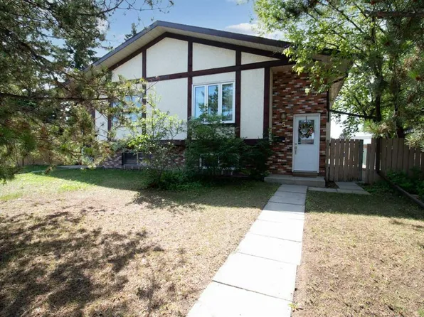 5 N McCullough Cres, Red Deer, AB T4R 1S4