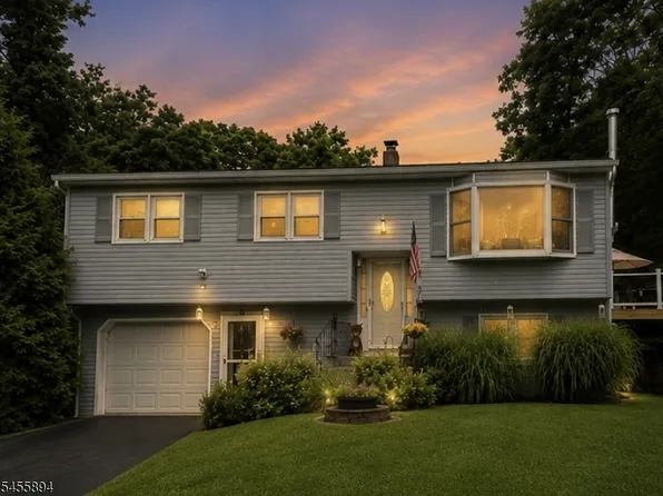 57 Belton St, Byram Twp., NJ 07874