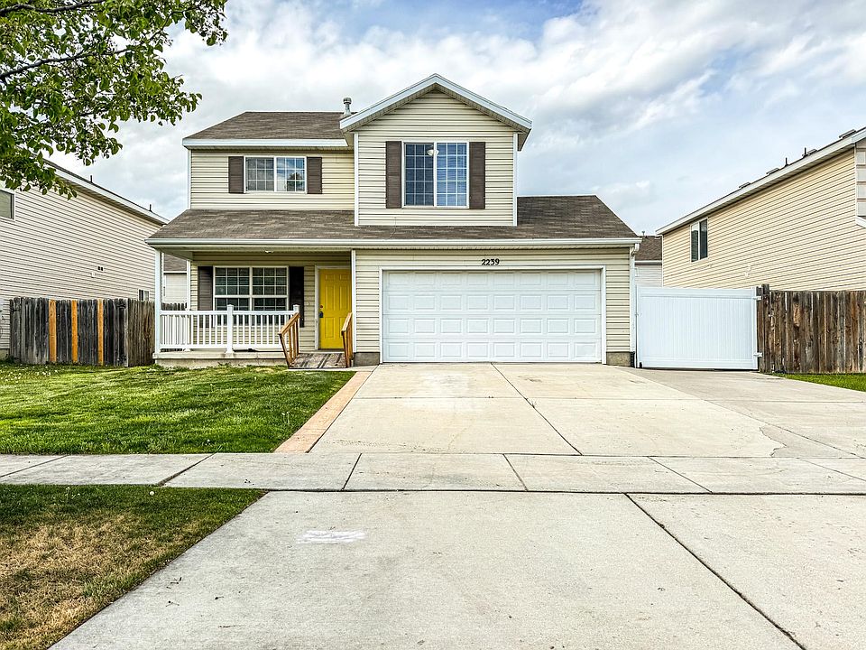 1st image of 2239 E Lennox Ln