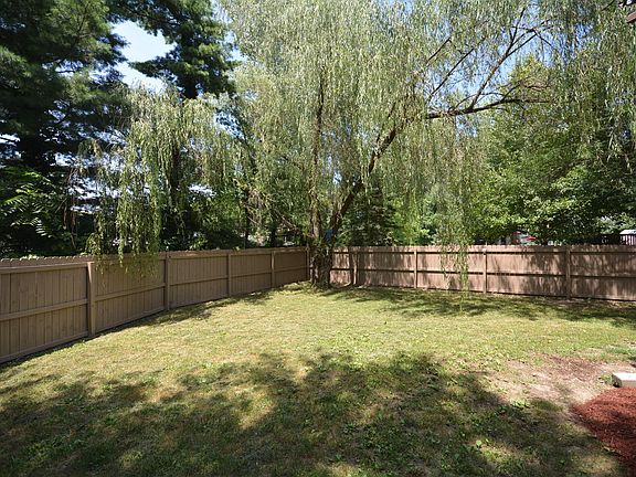 3rd image of 4314 Valley Quail Blvd N