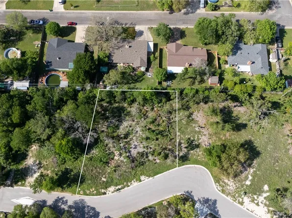 520 E 25th Ave, Belton, TX 76513