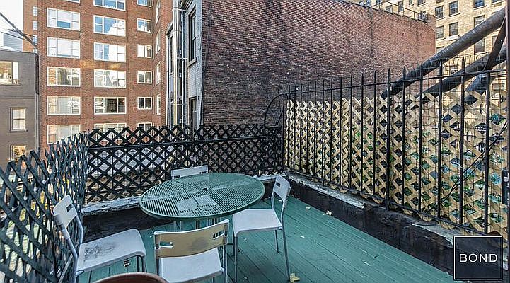 1st image of 160 E 64th St APT 4R