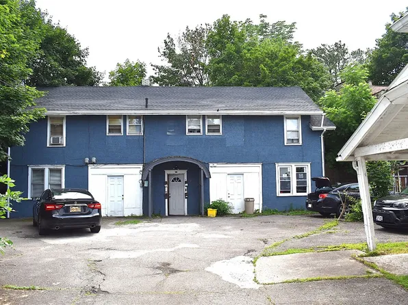 410 1/2 Jackson Ave, Endicott, NY 13760