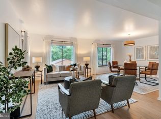 3607 Devilwood Ct, Fairfax, VA 22030