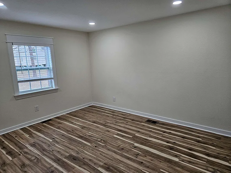 5956 Blountstown Hwy — Photo 13