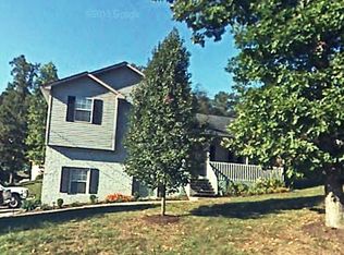 501 Sun Shadow Ct, Clinton, TN 37716