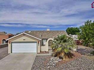 676 Stone Canyon Dr, Las Cruces, NM 88011