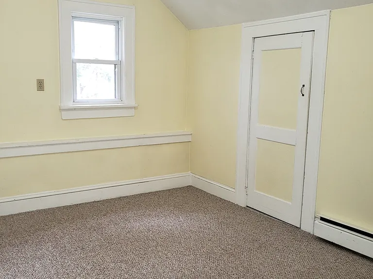 26 Prospect St #2 — Photo 6