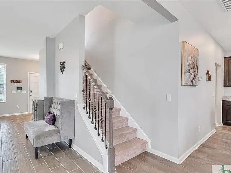 365 Southwilde Way — Photo 29