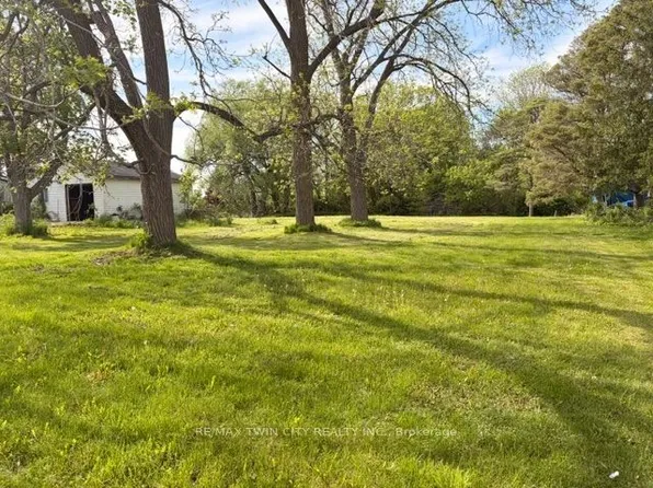 37 Young St W, Blandford Blenheim, ON N0J 1S0