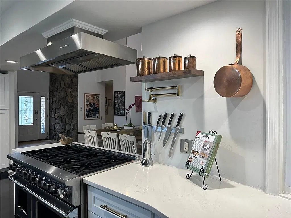 5275 Cameron Forest Pkwy — Photo 3