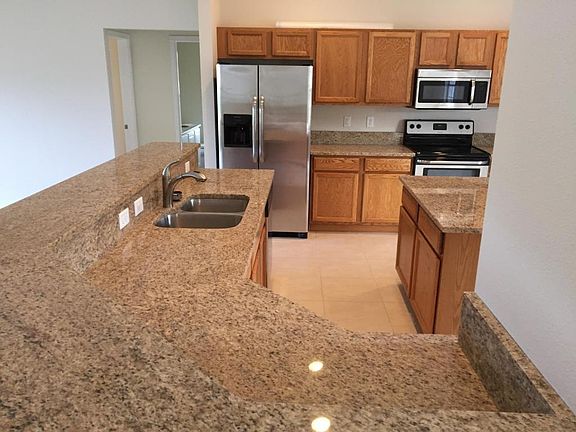 4th image of 5611 Shannon Dr