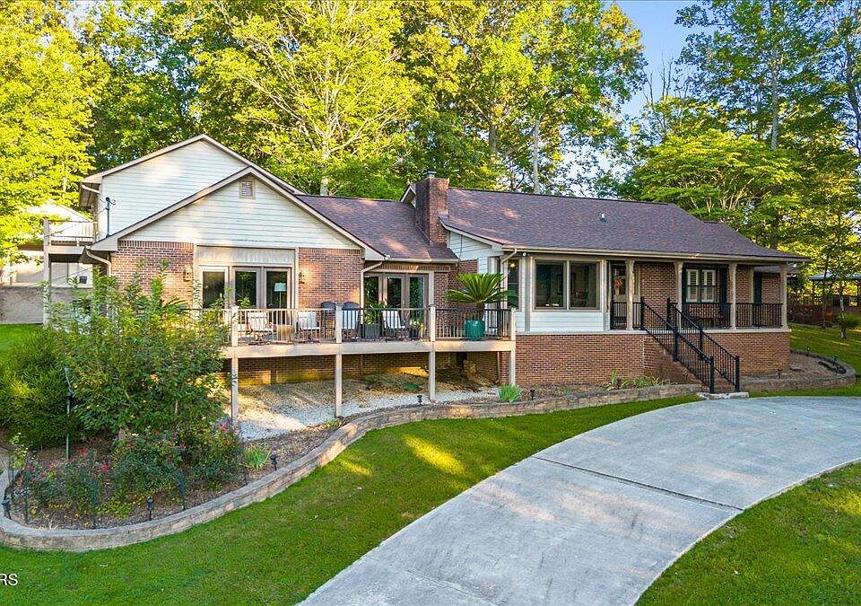 1st image of 1517 Deerfield Way