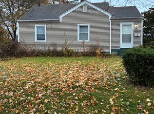 2032 Morris St, South Bend, IN 46613