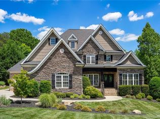 8162 Rob Roy Dr, Summerfield, NC 27358