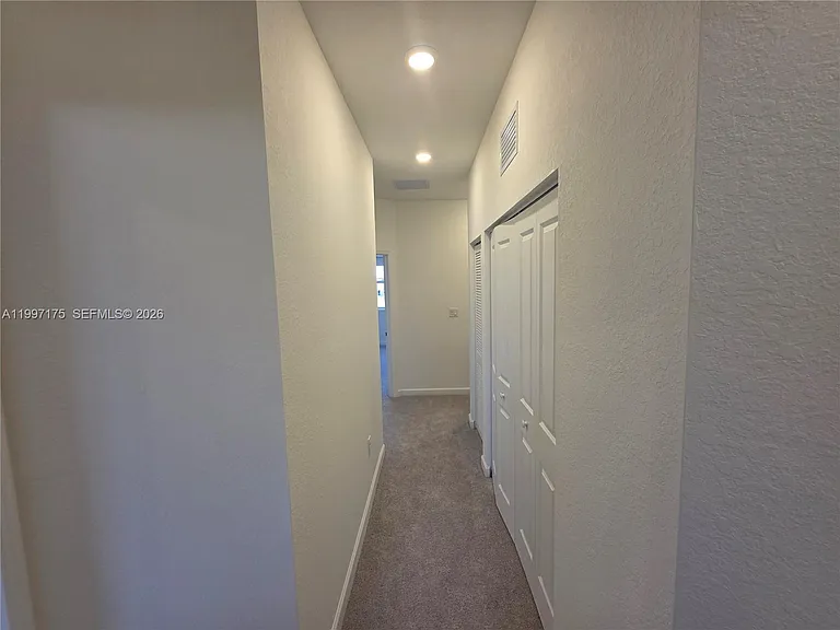 2739 SE 25th Ave — Photo 16