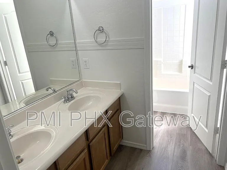 4196 S Mariposa Dr — Photo 9