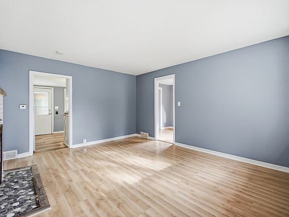 3rd image of 1401 Sherwood Ave