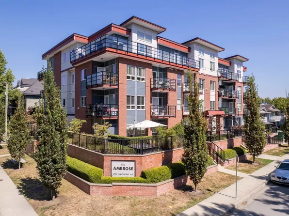 2389 Hawthorne Ave #401, Pt Coquitlam, BC V3C 1X1