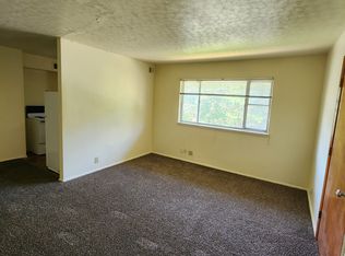 601 S 2nd St #5, Salina, KS 67401