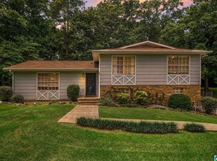 1421 Cross Path Dr, Alabaster, AL 35007