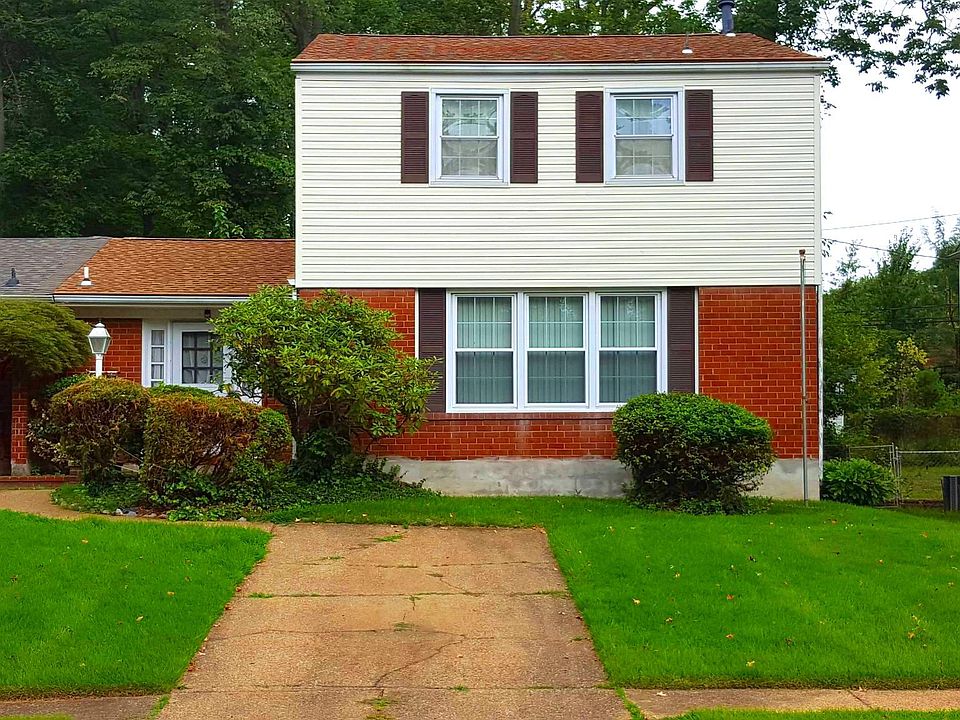 1st image of 721 Appletree Ct