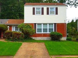 721 Appletree Ct, Claymont, DE 19703