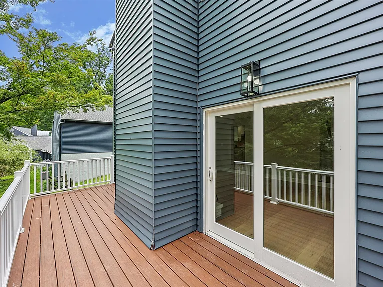 218 Biddulph Rd — Photo 13