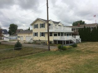 4362 S 3rd St, Luna Pier, MI