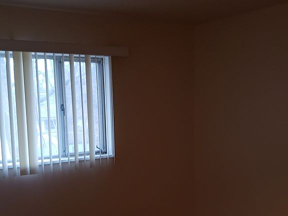 5th image of 315 Springfield St
