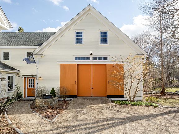 3rd image of 124 Washington Road