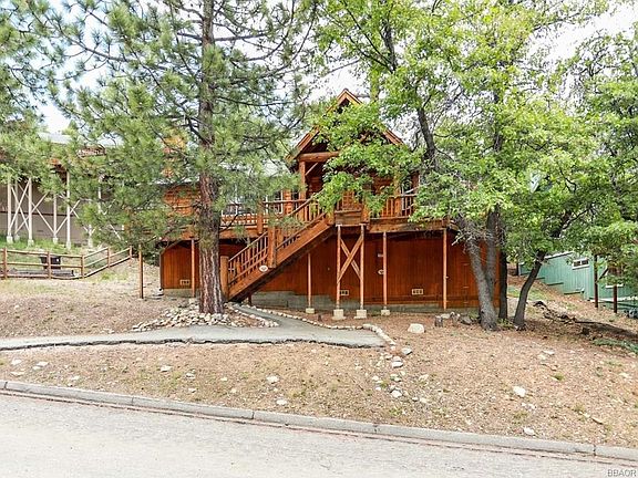2nd image of 481 Villa Grove Ave