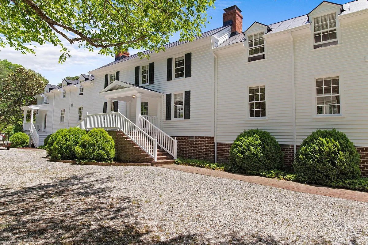Building Photo - 5523 White Hall Rd