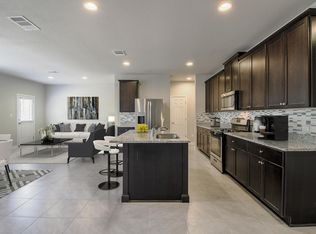 212 Mary Max Cir, San Marcos, TX 78666