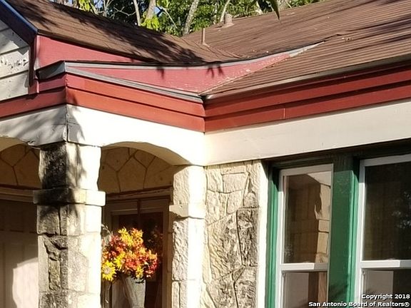 2nd image of 214 Thorain Blvd