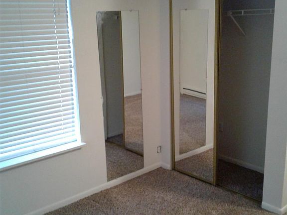 2nd bedroom closet