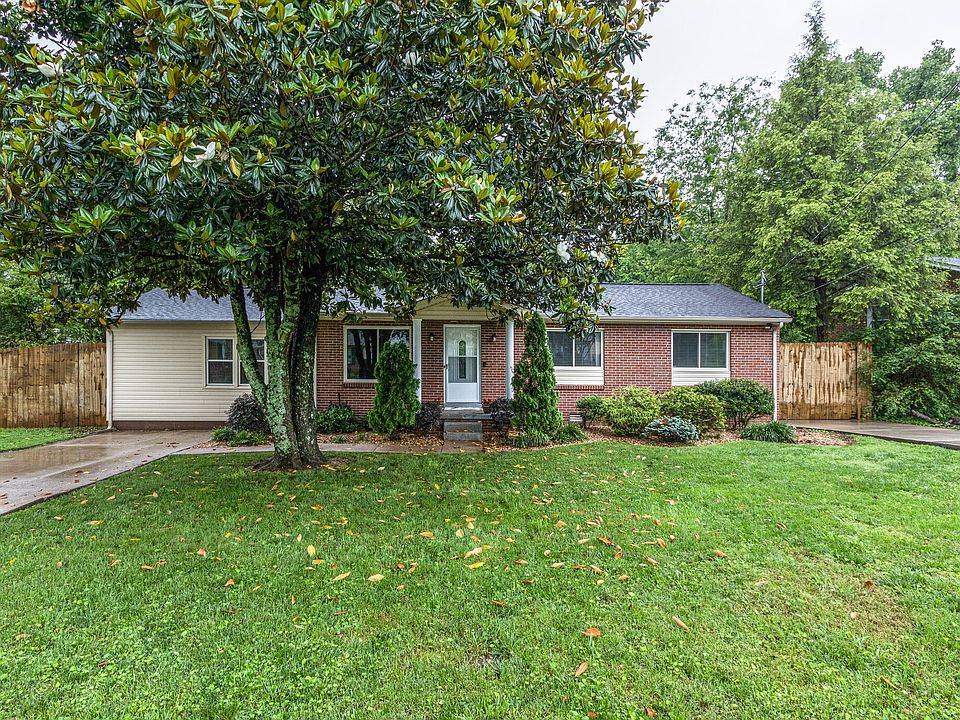 1st image of 1914 Bartway Dr
