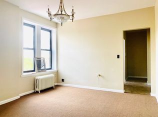 816 E 12th St #3, Brooklyn, NY 11230