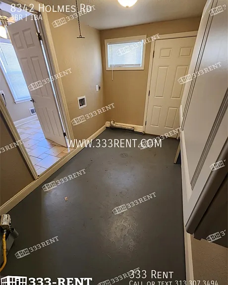 8342 Holmes Rd — Photo 7